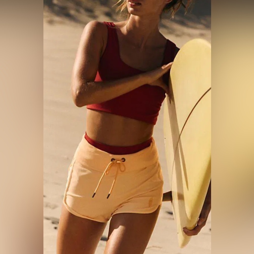 New Free People, Limitless Shorts, Large in Oyster